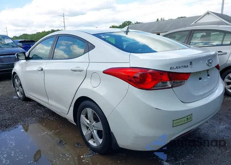 2013 Hyundai Elantra Gls z USA, uszkodzony, nr VIN 5NPDH4AE6DH398335